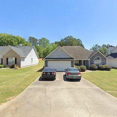 1906 Owens Trl, Rex, GA 30273