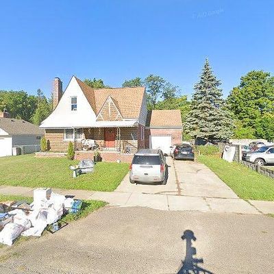 19805 Lexington, Redford, MI 48240