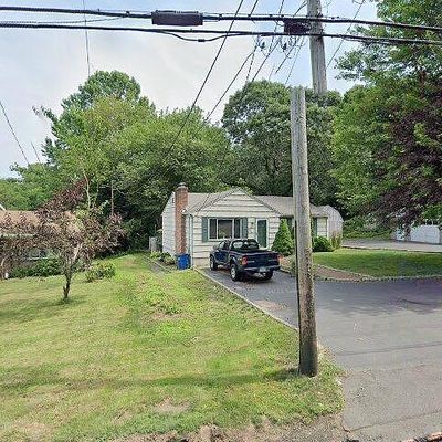 199 Short Beach Rd, East Haven, CT 06512