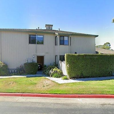 2 Sailmaker Ct, San Rafael, CA 94903