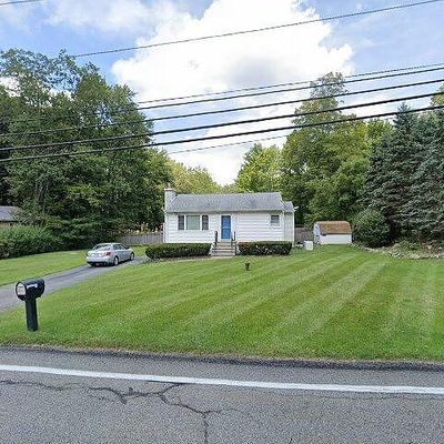 20 Schofield Rd, West Milford, NJ 07480