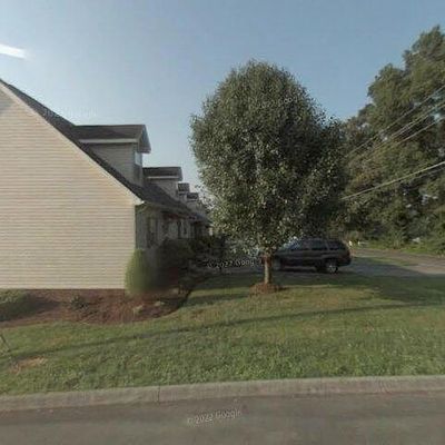 200 Hallbrook Dr #7, Johnson City, TN 37615