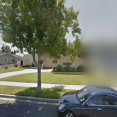 2339 College Dr, Costa Mesa, CA 92626