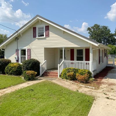 235 E Jackson St, Coats, NC 27521