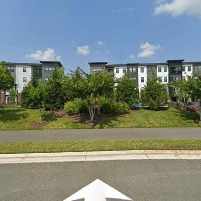 23669 Golden Embers Sq #201, Ashburn, VA 20148