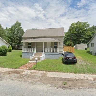 237 Buncombe St, Woodruff, SC 29388