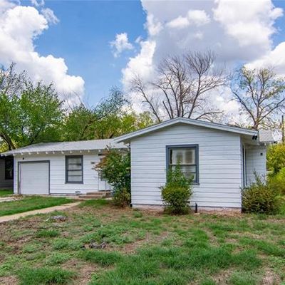 2404 4 Th St, Brownwood, TX 76801