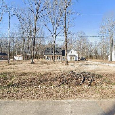 241 Dry Field Rd, Byhalia, MS 38611