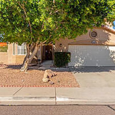 2416 E Taro Ln, Phoenix, AZ 85050