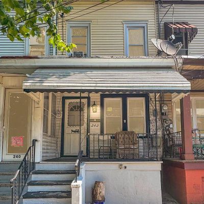 242 Franklin St, Trenton, NJ 08611