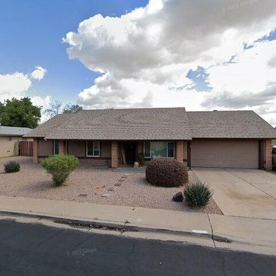 2439 S Rogers, Mesa, AZ 85202