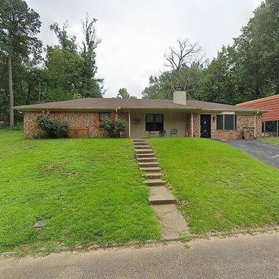 245 Hillside Dr, Longview, TX 75605