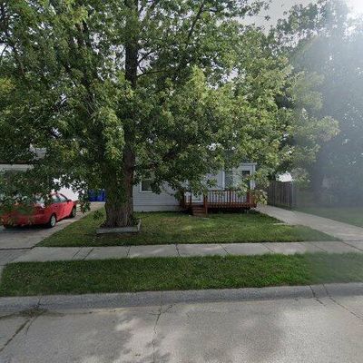 24590 Stewart Ave, Warren, MI 48089