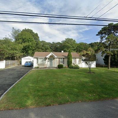 251 Norma Ave, West Islip, NY 11795