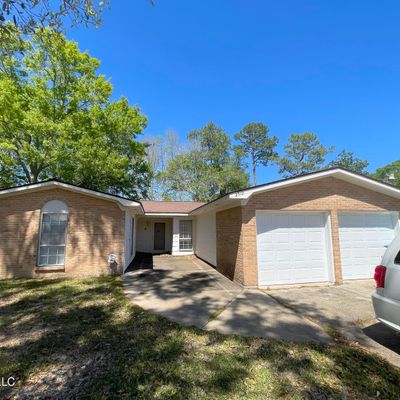 2512 Holiday Dr Drive, Gautier, MS 39553