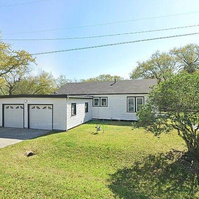 2532 Cedar Dr, La Marque, TX 77568