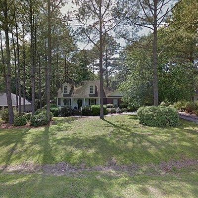 254 E Gate Dr, Thomasville, GA 31757