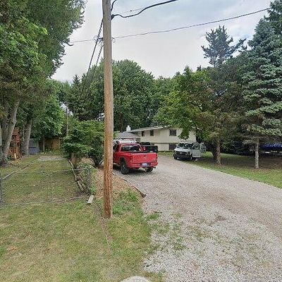 25431 Ashland St, Harrison Township, MI 48045