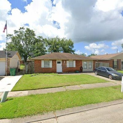 2565 Ramsey Dr, Marrero, LA 70072