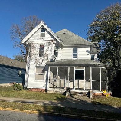 221 N Arch St, Seaford, DE 19973