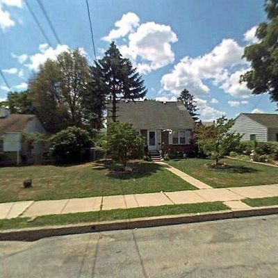 222 7 Th St, Shoemakersville, PA 19555