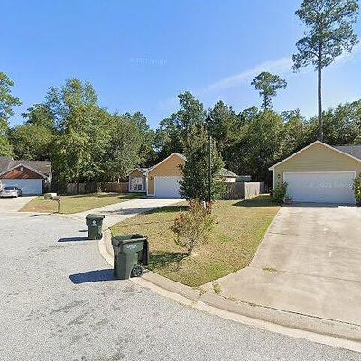 222 Hedgerow Dr, Leesburg, GA 31763