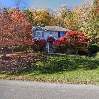 222 Maggies Rd, South Abington Township, PA 18411