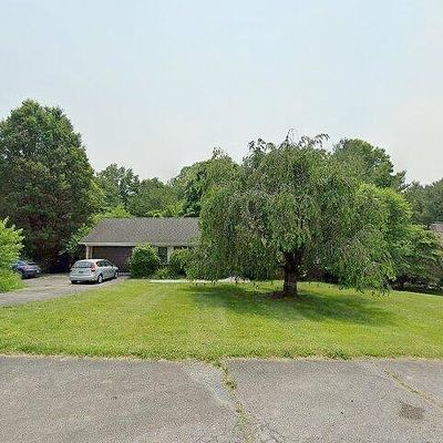 222 Tinker Mountain Dr, Daleville, VA 24083