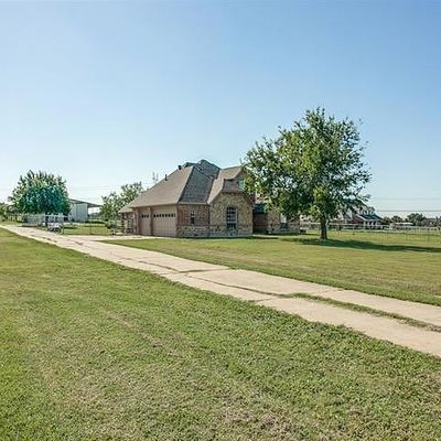 2221 White Ln, Haslet, TX 76052