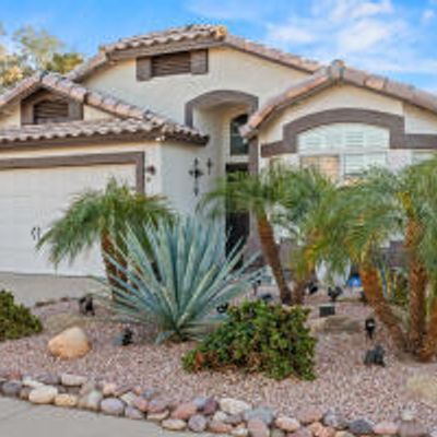 2227 E Morrow Dr, Phoenix, AZ 85024