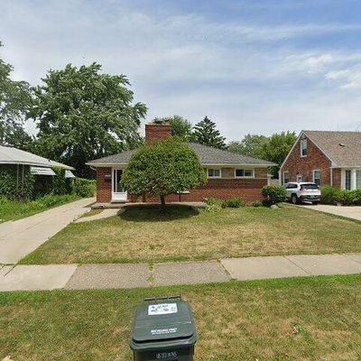 22603 Rosedale St, Saint Clair Shores, MI 48080