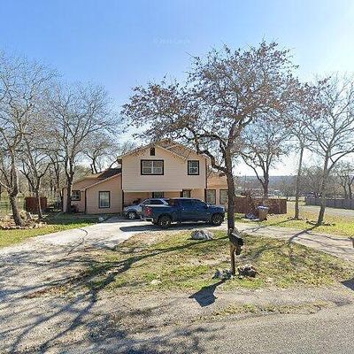 22618 Shady Forest Dr, Elmendorf, TX 78112