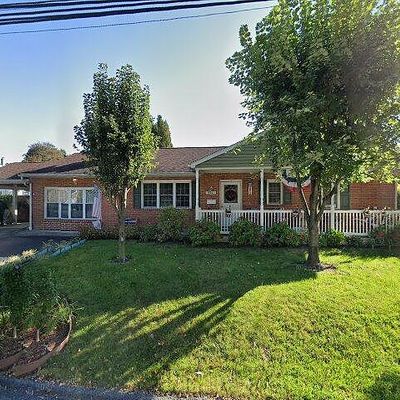 227 N 21 St St, Camp Hill, PA 17011