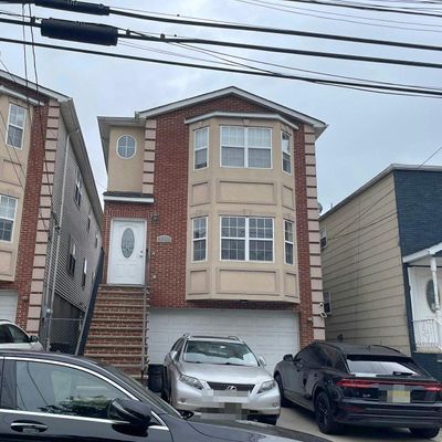 228 71st St Apt 1, Guttenberg, NJ 07093