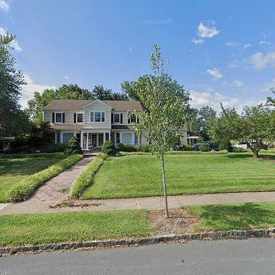 23 Dehart Dr, Belle Mead, NJ 08502