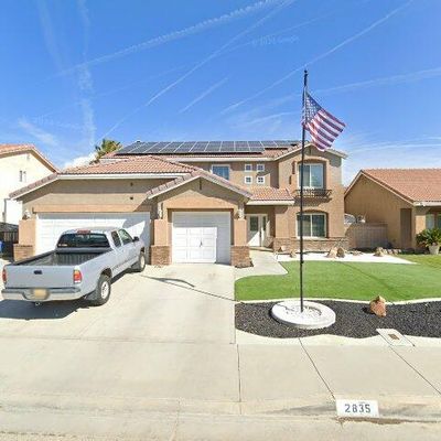 2835 Caruso Ln, Lancaster, CA 93536