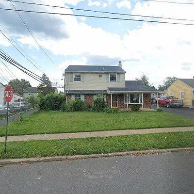 2869 Windsor Dr, Bensalem, PA 19020