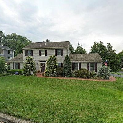 30 Stonecroft Dr, Easton, PA 18045