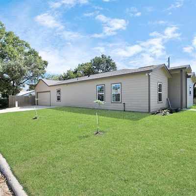 3004 Bond St, Pasadena, TX 77503