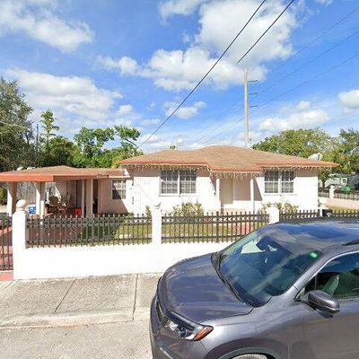 301 Nw 44 Th St, Miami, FL 33127