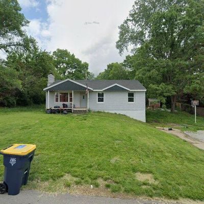 3015 Farley Ave, Kansas City, MO 64129