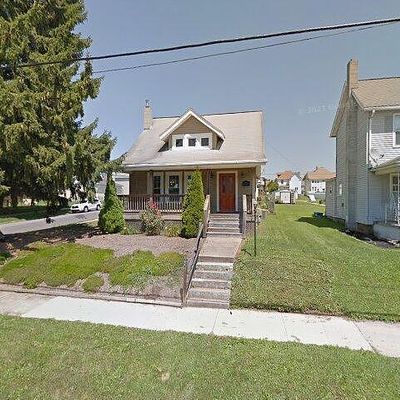 303 Oak St, Jersey Shore, PA 17740