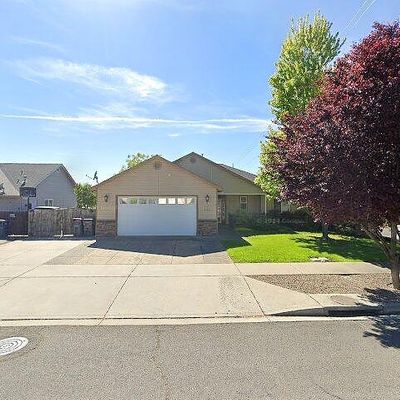 3049 Colonial Ave, Medford, OR 97504