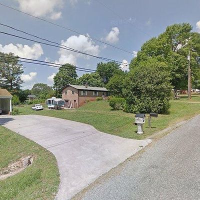 307 Bedford Dr, Lexington, NC 27295