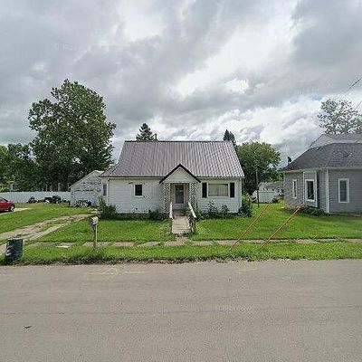 307 3 Rd St S, Coggon, IA 52218