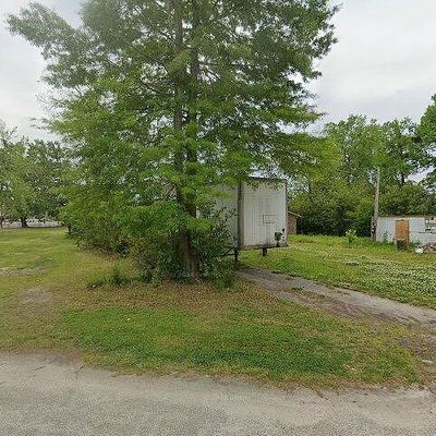 307 Lincoln Ave, Lake City, SC 29560