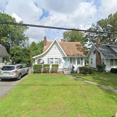 308 Lincoln Ave, Hightstown, NJ 08520