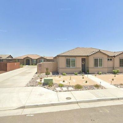 3086 Alexandria St, Tulare, CA 93274