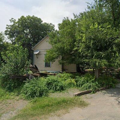 309 E Houston St, Knippa, TX 78870