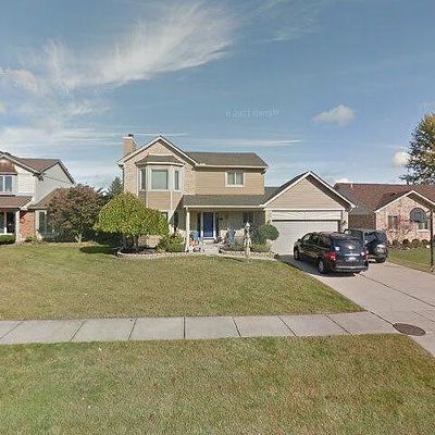 26105 Mapleridge Dr, Chesterfield, MI 48051